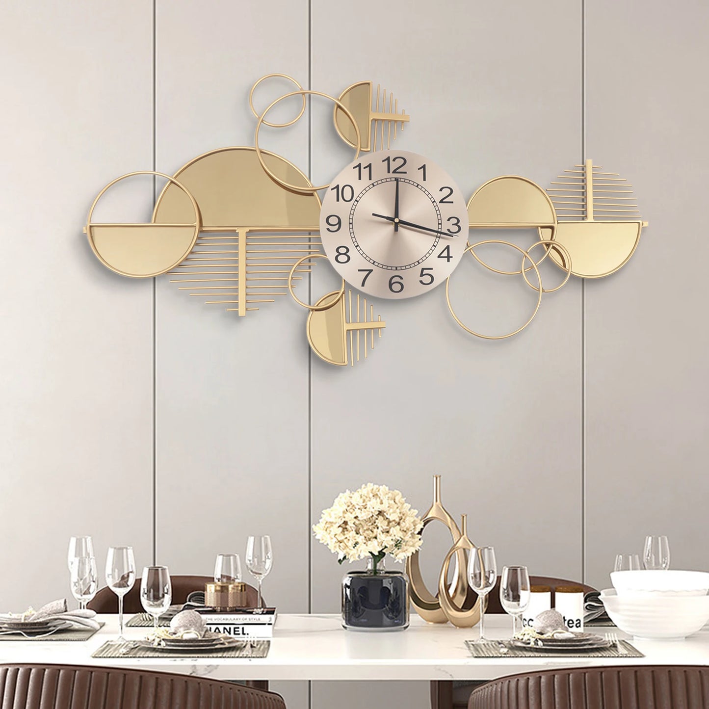 Creative Modern Metal Wall Clock Battery Operated Silent Minimalist Decorative